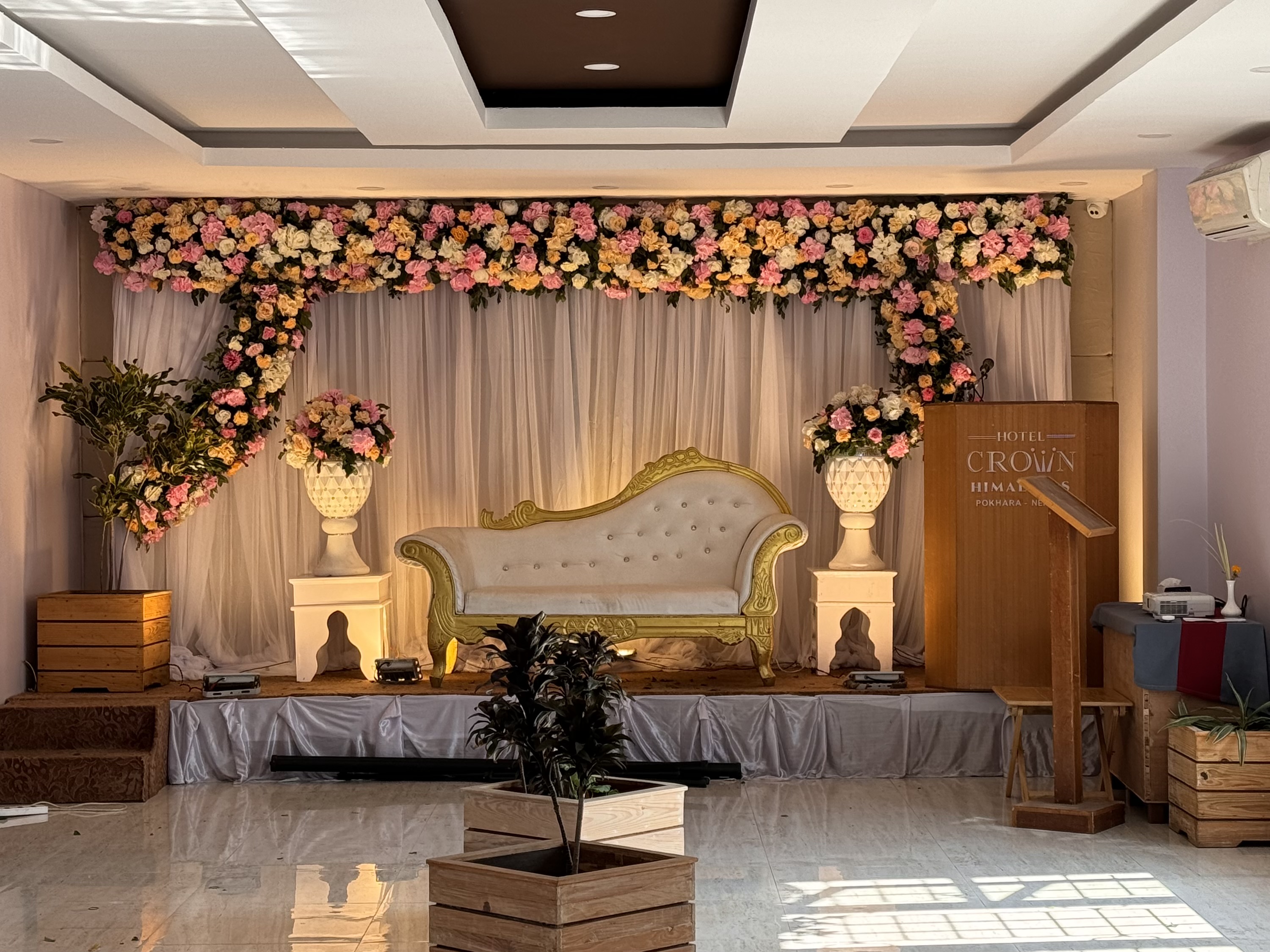 Meeting Hall (Banquet)